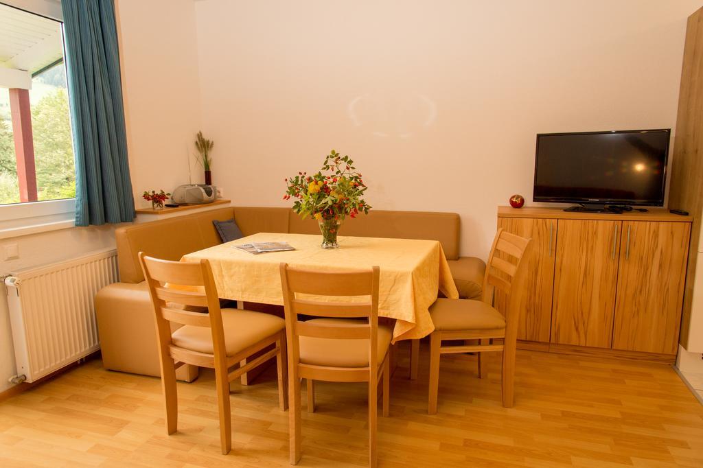 Ferienhaeuser Troester Bad Kleinkirchheim Chambre photo